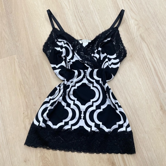 White House Black Market Y2K black and white print top size Extra Small - Picture 1 of 7